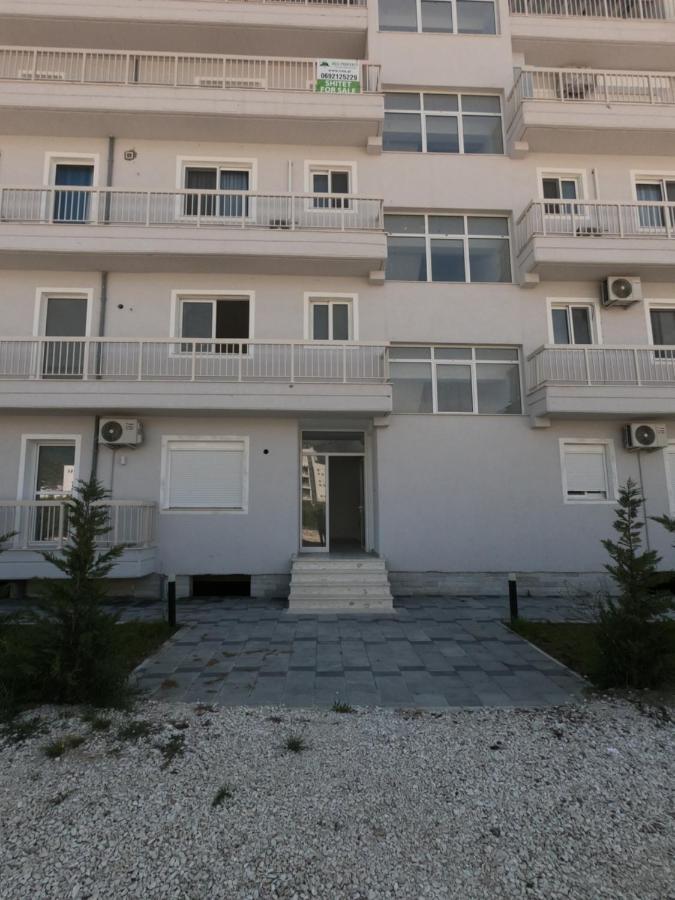 R&I Sea And Mountain View Apartments Radhime Орикум Экстерьер фото